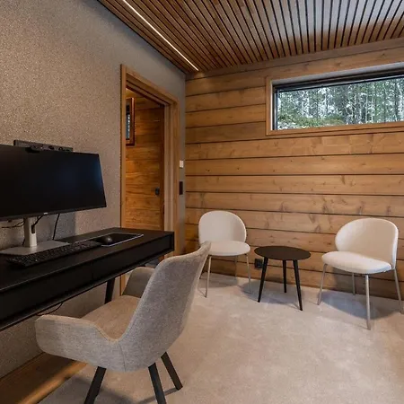 Kompiainen By Hi Yllaes * Ylläsjärvi